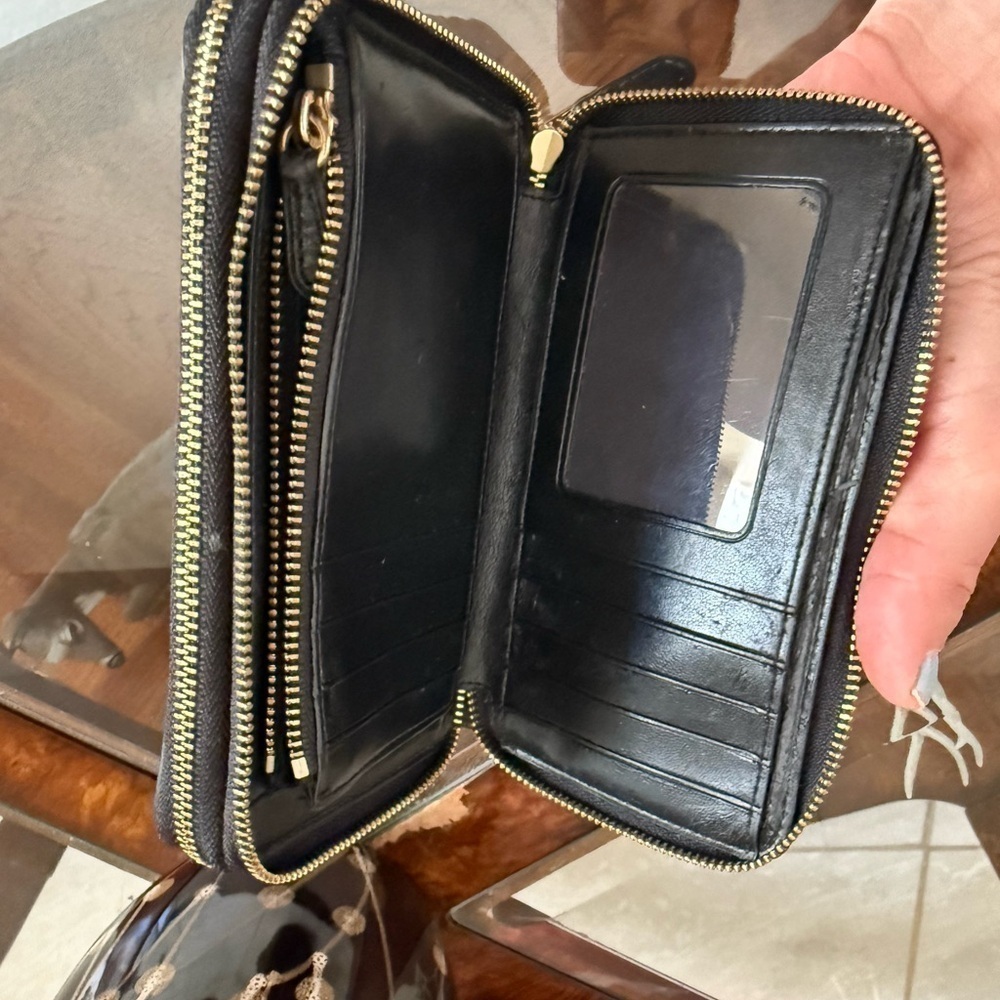 Coach Zip Around Wallet - Picture 4 of 8